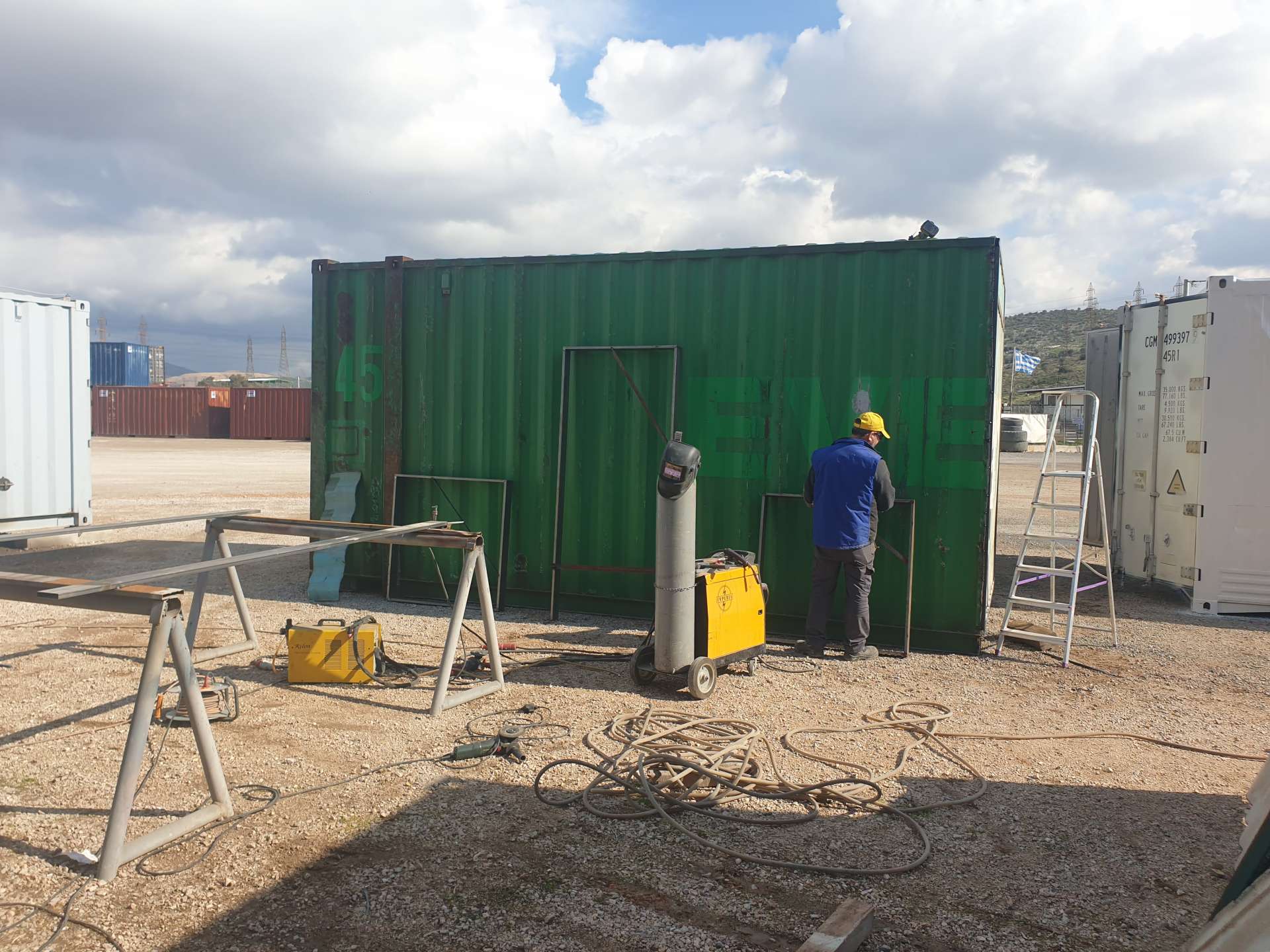 3 different offices from 1x45ft container